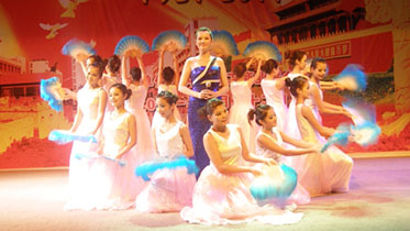 2011年6月，我司参加河源民营企业建党90周年文艺晚会的歌舞表演
