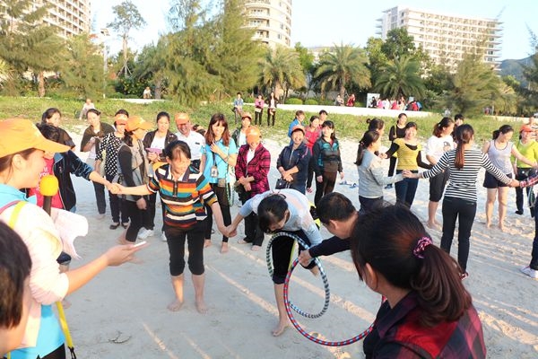 2015年11月霸王花食品惠州巽寮湾、罗浮山快乐之旅——呼拉圈比赛.jpg